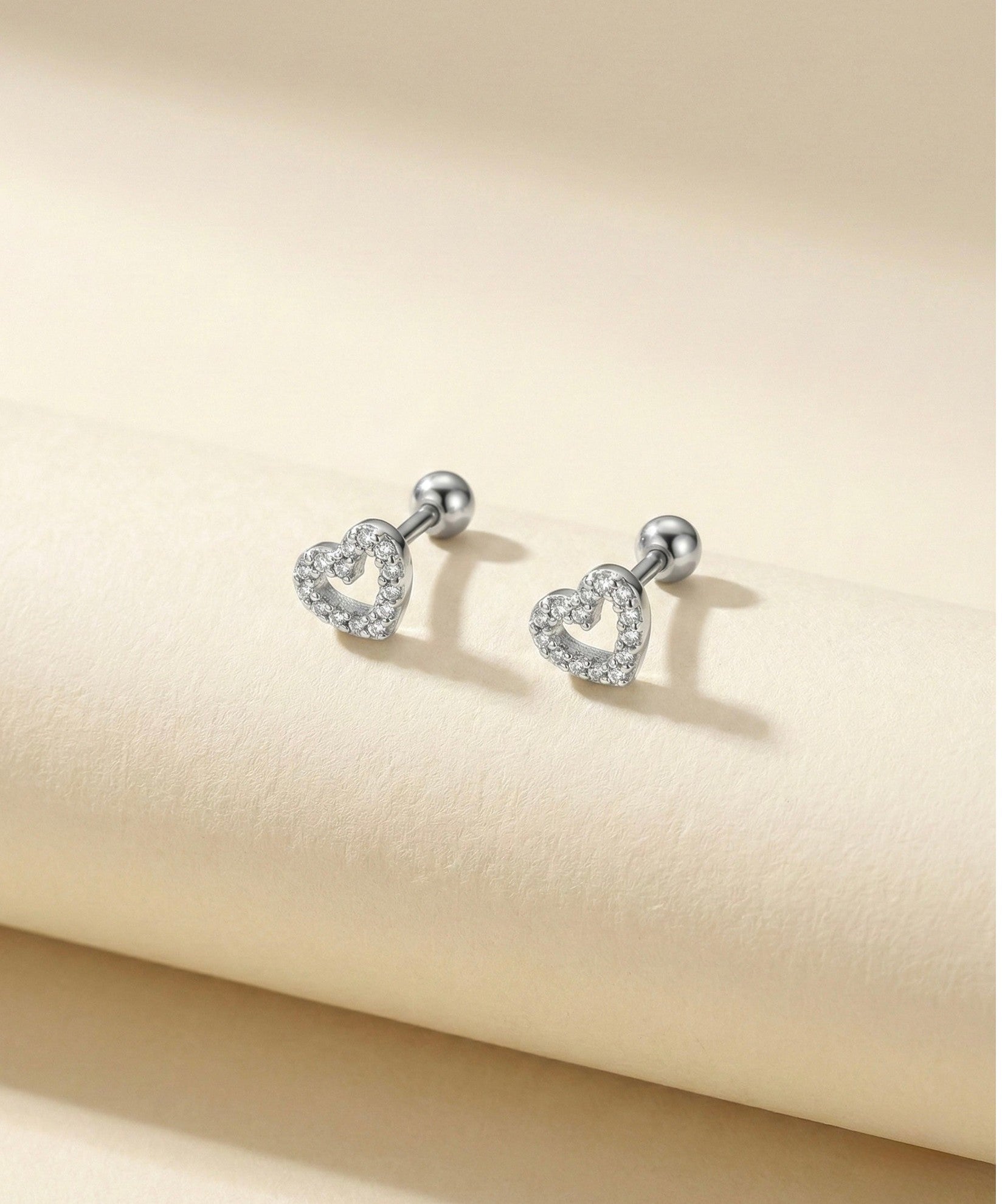 Aretes de Cartílago Corazón